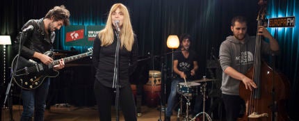 Idealipstick canta The way things go