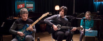 Dead Parties cantan 'Take control' en ULLM