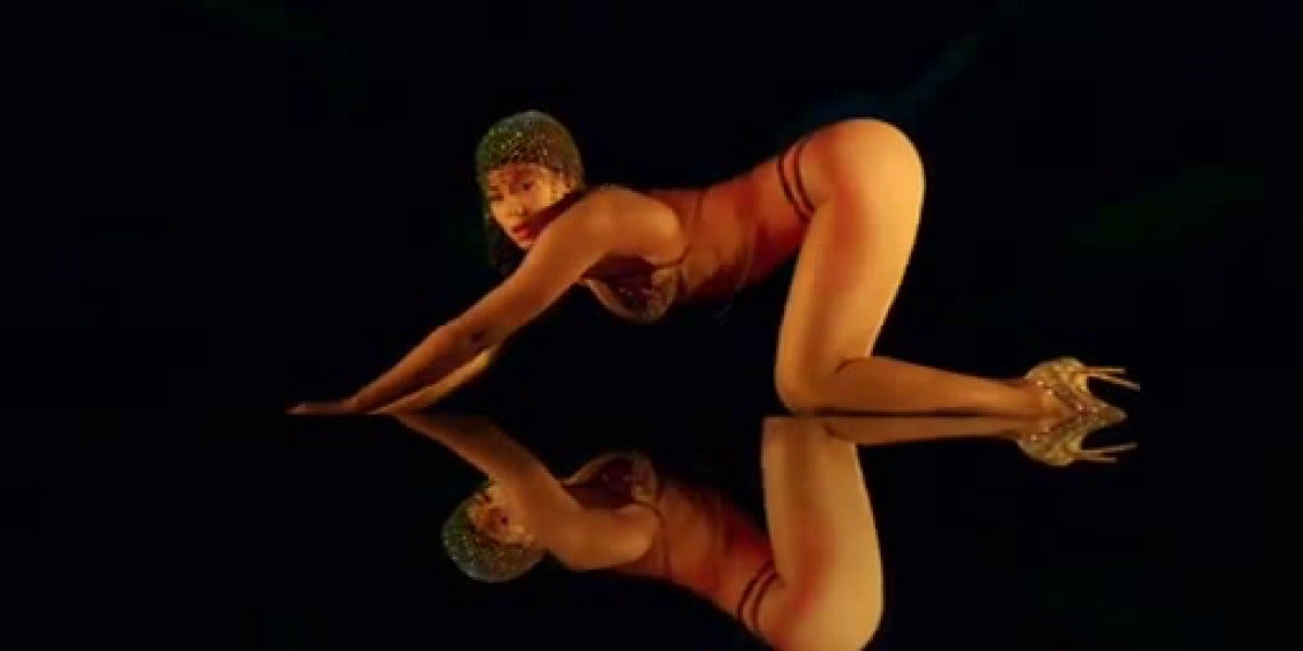 Beyonce, más sensual que nunca en 'Partition'