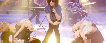 Santi Rodríguez es Andrés Calamaro Santi Rodríguez es Andrés Calamaro