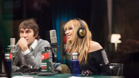 Rinocerouse en Un Lugar Llamado Mundo Rinocerouse en Un Lugar Llamado Mundo