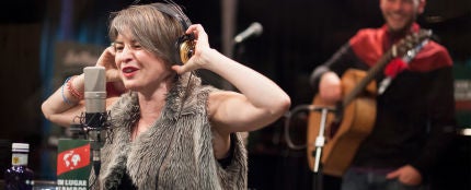Amy Jo Doherty actuando en Un Lugar Llamado Mundo