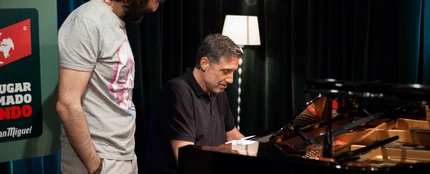Javier Limón junto a Emilio Aragón Javier Limón junto a Emilio Aragón