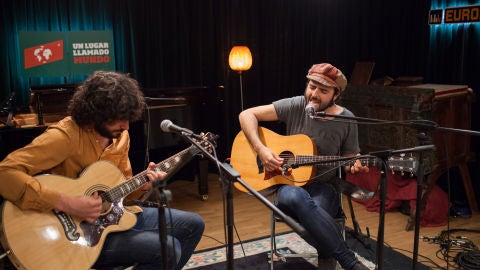 Sidecars interpreta Los amantes