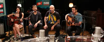 Rayden interpreta Si vas Rayden interpreta Si vas