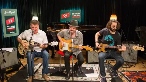 El Gran Wyoming, Coque Malla y Javier Limón El Gran Wyoming, Coque Malla y Javier Limón