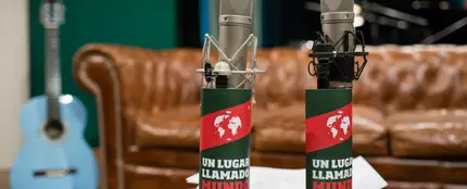 Micrófonos Un lugar llamado mundo Micrófonos Un lugar llamado mundo