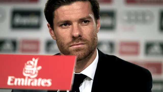 Xabi Alonso, durante la rueda de prensa