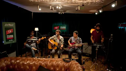 Sidonie interpreta Estáis aquí Sidonie interpreta Estáis aquí