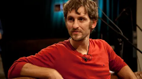 Raúl Arévalo invitado de Un lugar llamado mundo Raúl Arévalo invitado de Un lugar llamado mundo