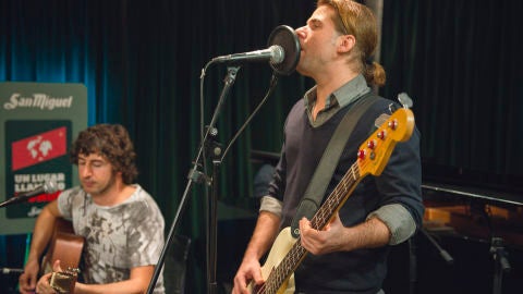 La Musicalit&eacute; interpreta Bailando en la oscuridad