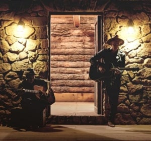 Justin Bieber y Cody Simpson estrenan 'Home to mama' Justin Bieber y Cody Simpson estrenan 'Home to mama'