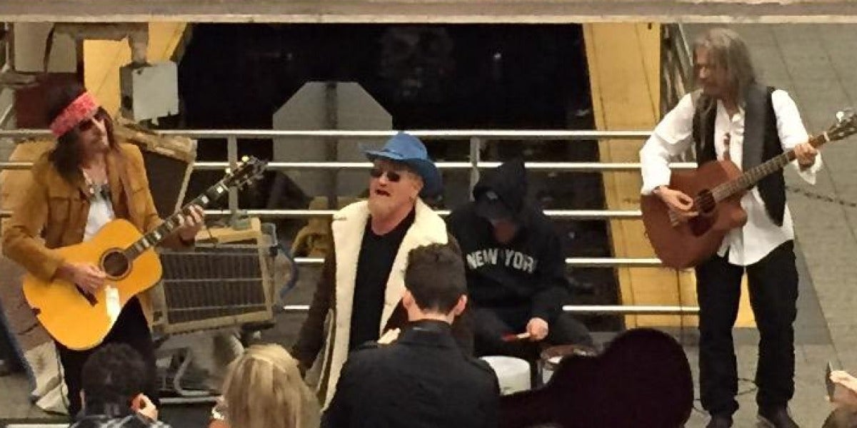 U2 en el Metro de Manhattan