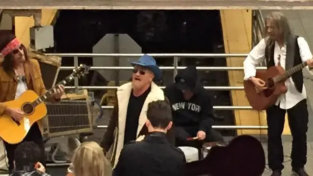 U2 en el Metro de Manhattan