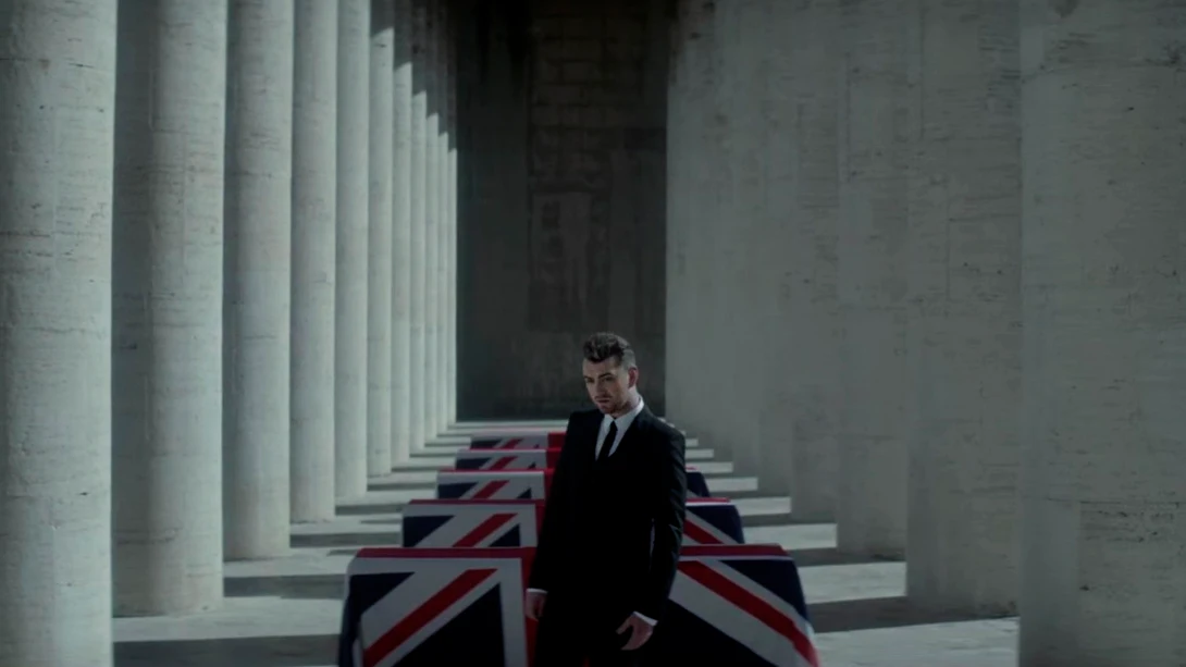 Videoclip de 'Writing's On The Wall' de Sam Smith para 'Spectre' Videoclip de 'Writing's On The Wall' de Sam Smith para 'Spectre'