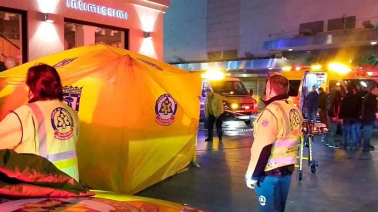 Un hospital de campaña montado en la Puerta del Sol Un hospital de campaña montado en la Puerta del Sol