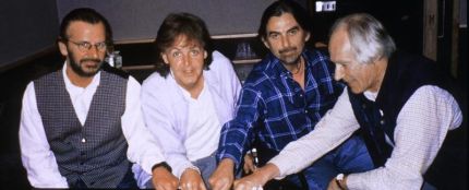 George Martin en los estudios de Abbey Road