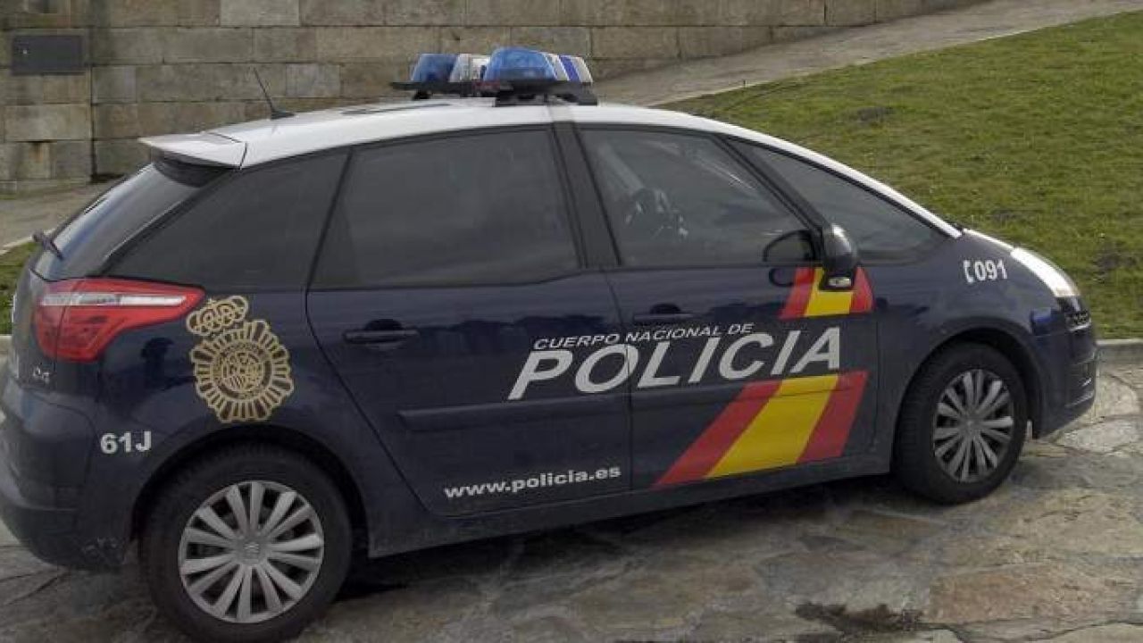 Coche de una patrulla policial Coche de una patrulla policial
