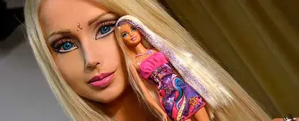 Valeria Lukyanova se dio a conocer por su gran parecido físico con la muñeca Barbie Valeria Lukyanova se dio a conocer por su gran parecido físico con la muñeca Barbie