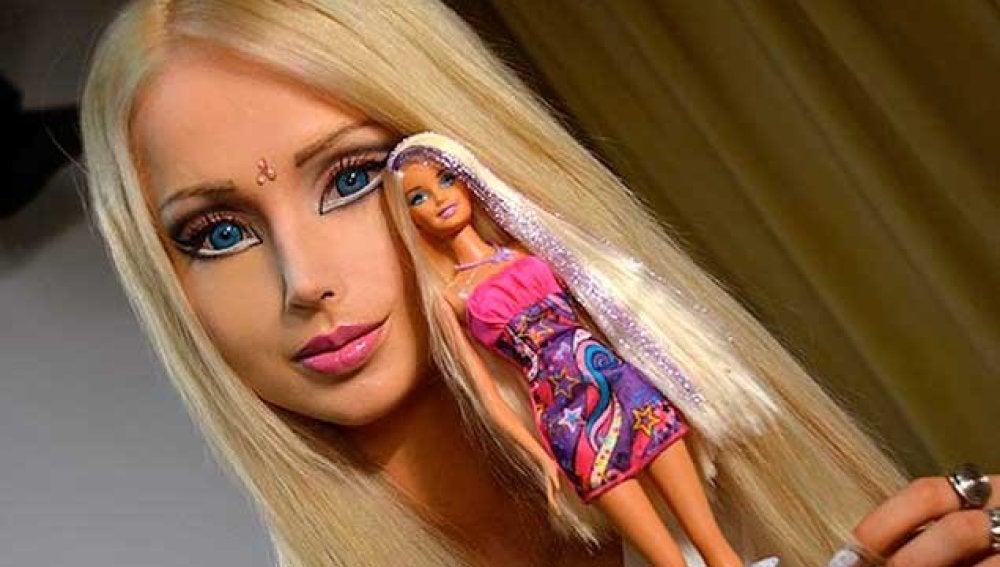 Valeria Lukyanova se dio a conocer por su gran parecido físico con la muñeca Barbie