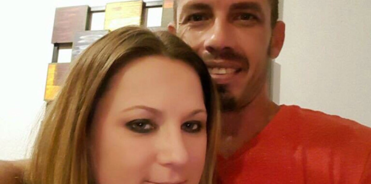 Jennifer Mulford y Brad Leeson mantienen una relación de amamantamiento adulto