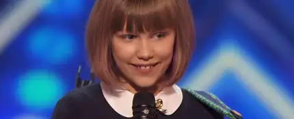 Grace Vanderwaal en su actuación en America's Got Talent Grace Vanderwaal en su actuación en America's Got Talent