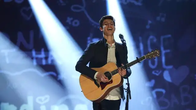 Shawn Mendes en los MuchMusic Video Awards 2015