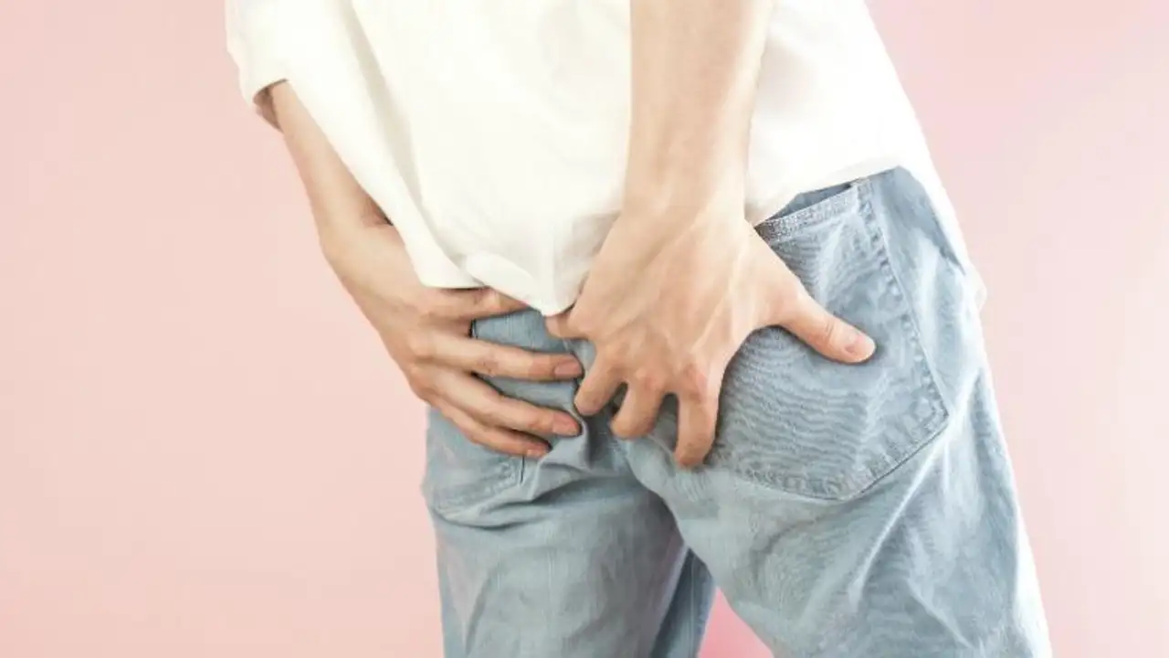 Desgarro anal o dolor de culo Desgarro anal o dolor de culo