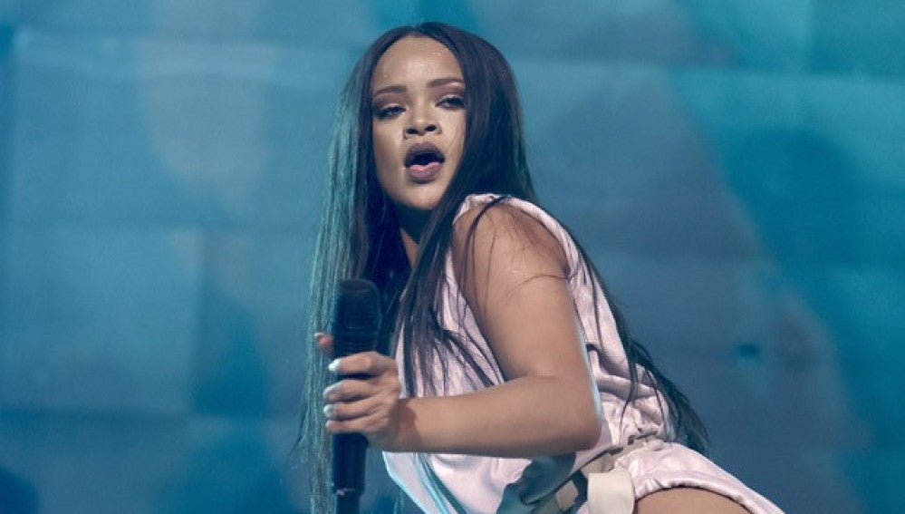 Rihanna durante su concierto en Dinamarca