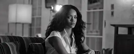 Rihanna vestida de Moschino Rihanna vestida de Moschino