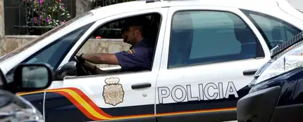 Coche de la Policía Nacional Coche de la Policía Nacional
