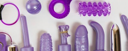 ¿Tienen miedo los chicos a los juguetes eróticos en la cama?