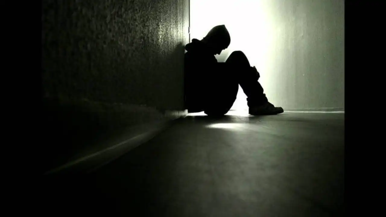 Joven triste Joven triste