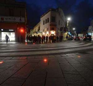 Semáforo en el suelo en Sant Cugat del Vallès Semáforo en el suelo en Sant Cugat del Vallès