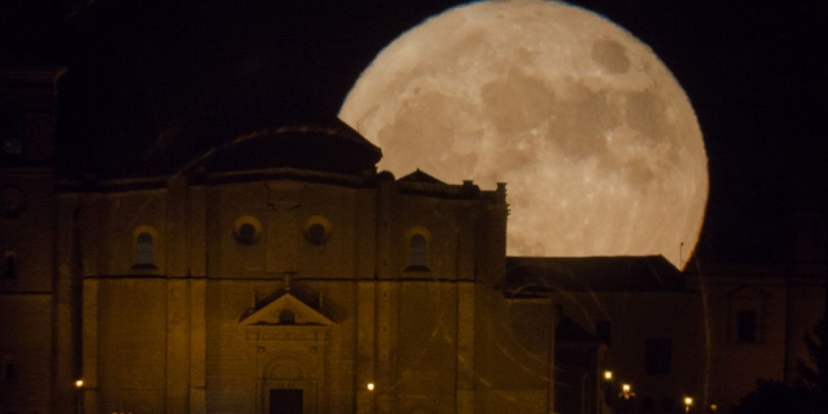 Superluna