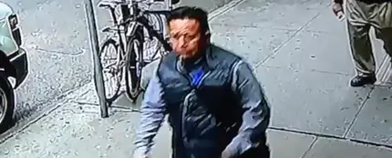 El hombre que se llevó una caja con oro de un camión blindado El hombre que se llevó una caja con oro de un camión blindado