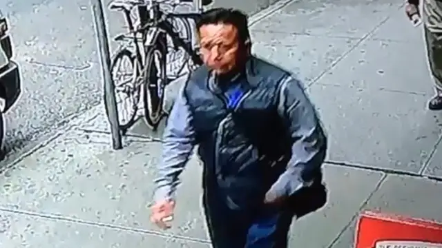 El hombre que se llevó una caja con oro de un camión blindado