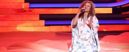 Rosa López, una delicada estrella que cae en el desierto de ‘Tu cara me suena’ para convertirse en Simply Red Rosa López, una delicada estrella que cae en el desierto de ‘Tu cara me suena’ para convertirse en Simply Red