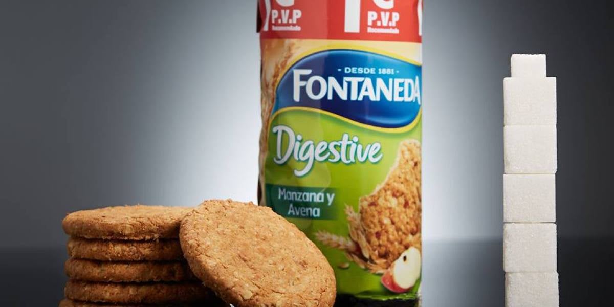 6 galletas Digestive de Manzana y Avena (75g) contienen 21g de azúcar (más de 5 terrones)