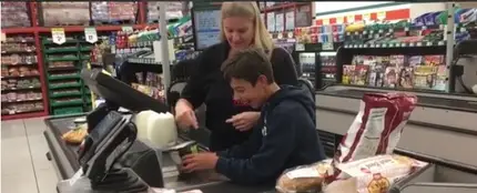 Andy, un joven con parálisis cerebral Andy, un joven con parálisis cerebral