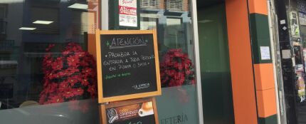 Un bar de Málaga prohíbe la entrada en pijama