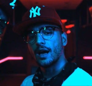 Maluma en el vídeo 'Me Gusta (Remix)', su colaboración con Alkilados Maluma en el vídeo 'Me Gusta (Remix)', su colaboración con Alkilados