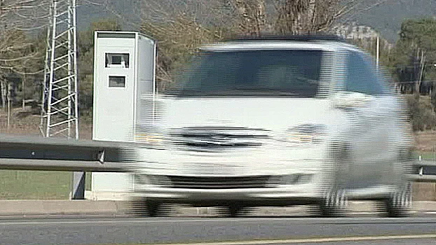 Radares en las carreteras Centímetros Cúbicos