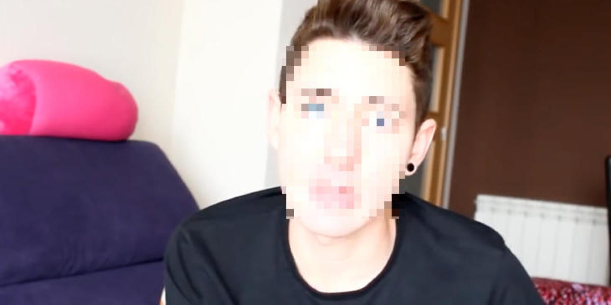 Bullacas, el polémico youtuber que anunciaba en sus vídeos relaciones sexuales con menores