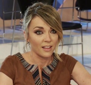 La entrevista más incómoda de Anna Simon siendo víctima de El Jefe Infiltrado La entrevista más incómoda de Anna Simon siendo víctima de El Jefe Infiltrado