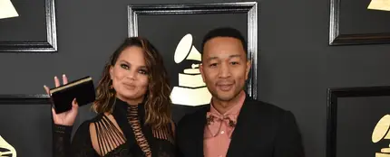 El matrimonio formado por la modelo Chrissy Teigen y el cantante John Legend El matrimonio formado por la modelo Chrissy Teigen y el cantante John Legend
