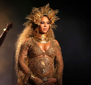 Actuación embarazada de Beyoncé en los Premios Grammy 2017 Actuación embarazada de Beyoncé en los Premios Grammy 2017