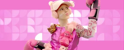 Frame 53.278227 de: Los niños cantan "Resistiré" contra la enfermedad con la Fundación Juegaterapia Frame 53.278227 de: Los niños cantan "Resistiré" contra la enfermedad con la Fundación Juegaterapia