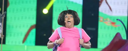Yolanda Ramos imita a Dora la Exploradora Yolanda Ramos imita a Dora la Exploradora