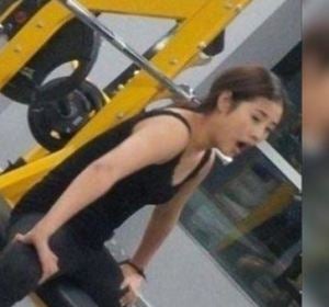 La inexplicable postura de una chica entrenando que está volviendo loca a la red La inexplicable postura de una chica entrenando que está volviendo loca a la red